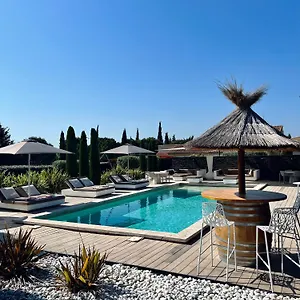 Mas Des Cigales 3*, Orgon France